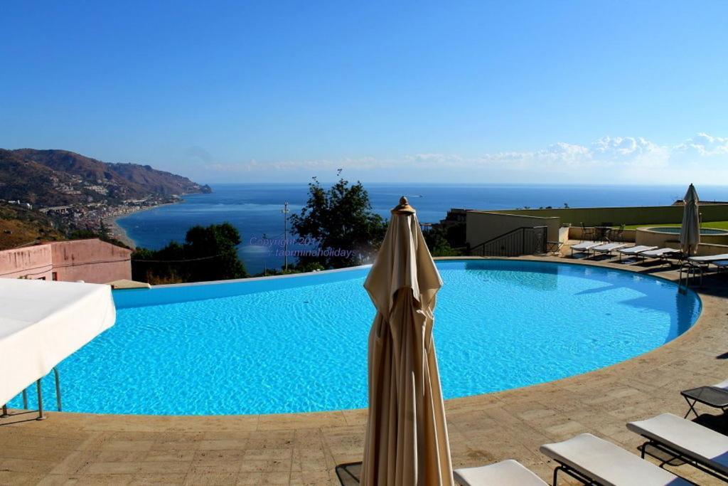 Taormina Bella Vista Apartment In Center With Pool By Taormina Holidays 외부 사진